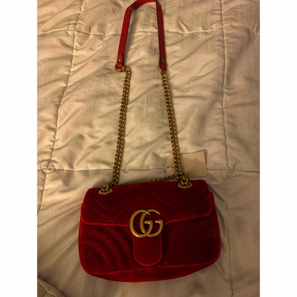 SOLD NWT Red Velvet Small Gucci Marmont bag - Picture 7 of 8